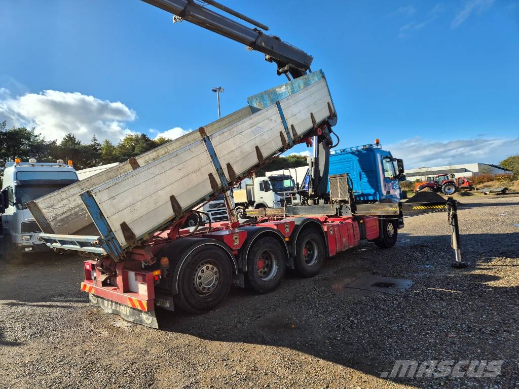 Volvo FM 500 8x4/4 // HIAB 244 EP-5 HIPRO // 3 way tip Lastbil med kran