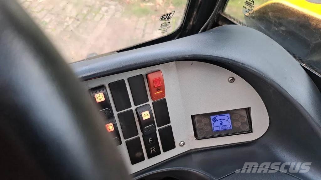 JCB 515-40 مناولات متداخلة