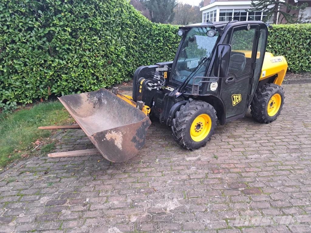 JCB 515-40 مناولات متداخلة