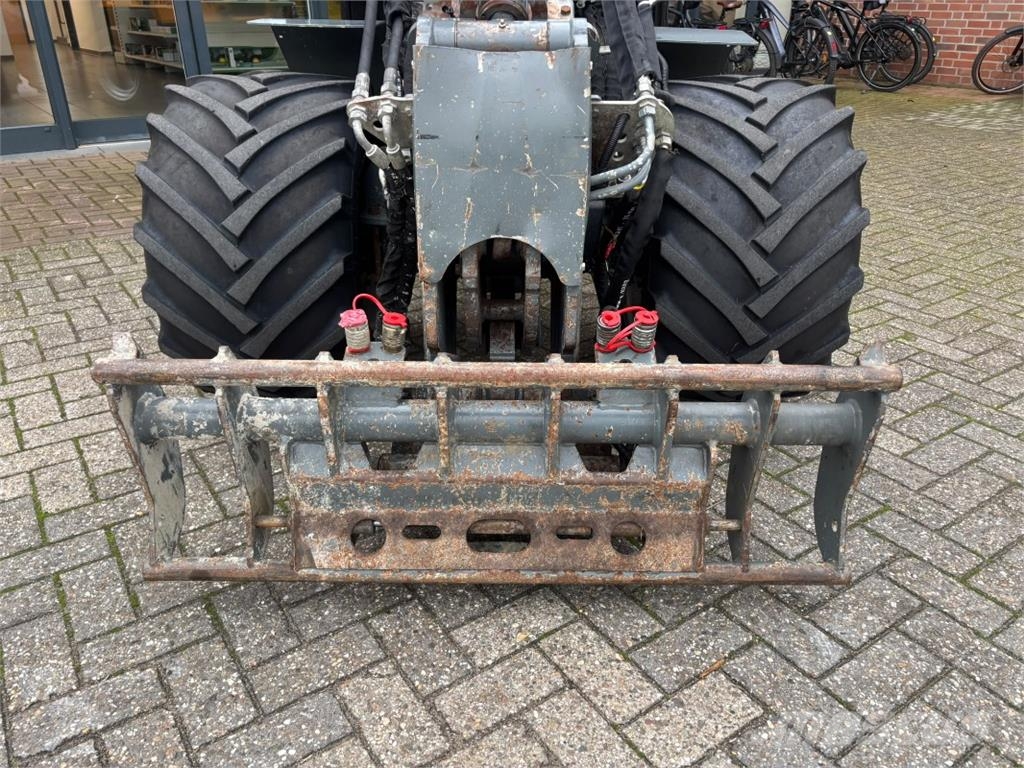 GiANT V5003 Žemės ūkis - Kita