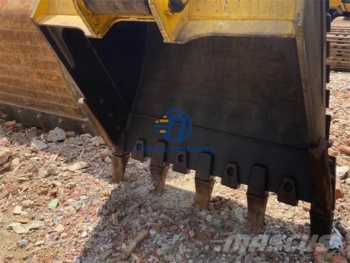 Komatsu PC360-7 Paletli ekskavatörler