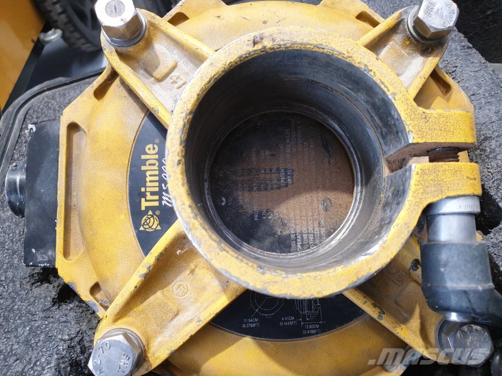 Komatsu D 65 WX-17 Buldozer sobre oruga