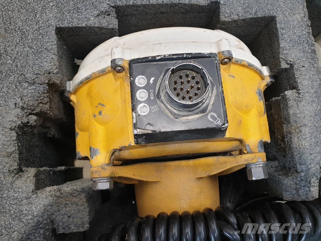 Komatsu D 65 WX-17 Buldozer sobre oruga