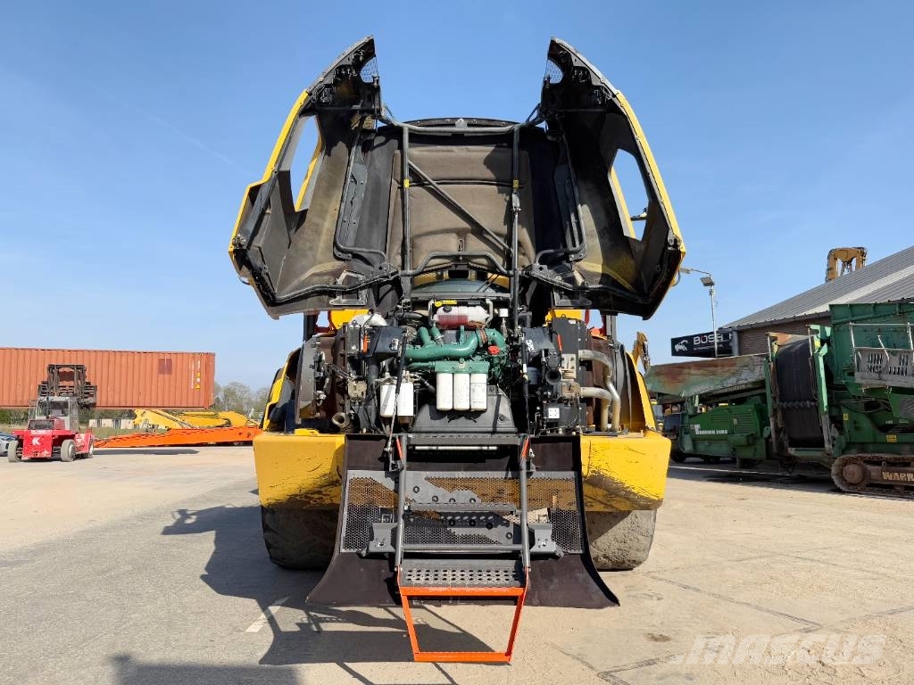 Volvo A60H - Top Condition / Body Heating / Camera Kĺbové nákladné autá