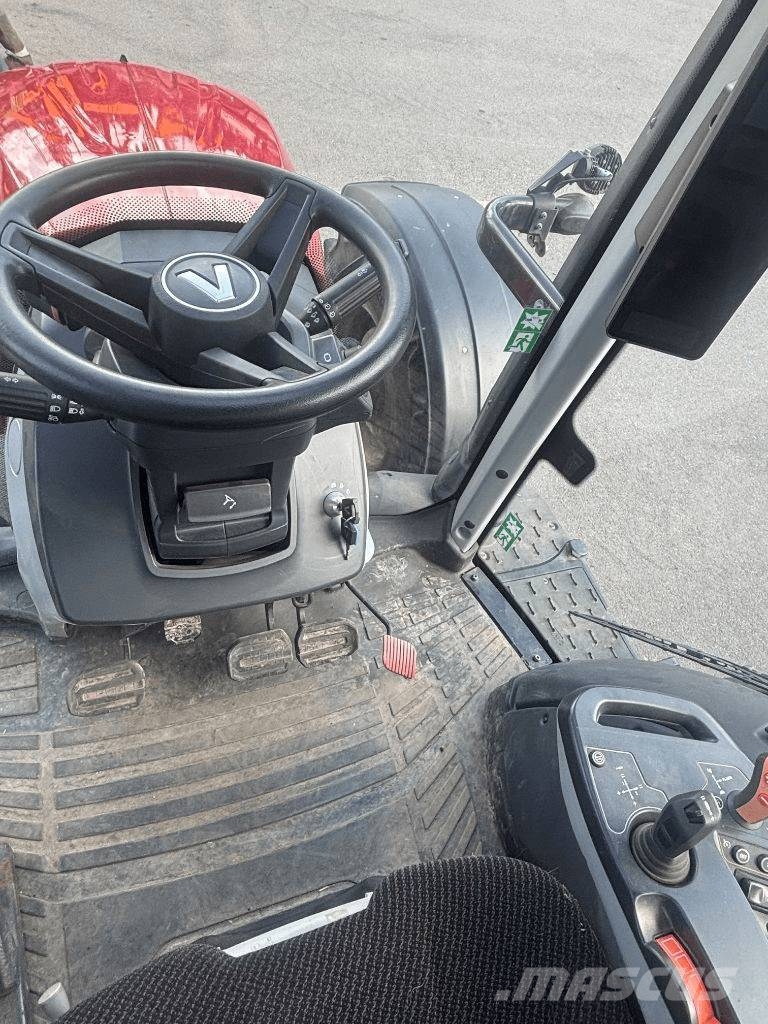 Valtra N 155 Traktorit