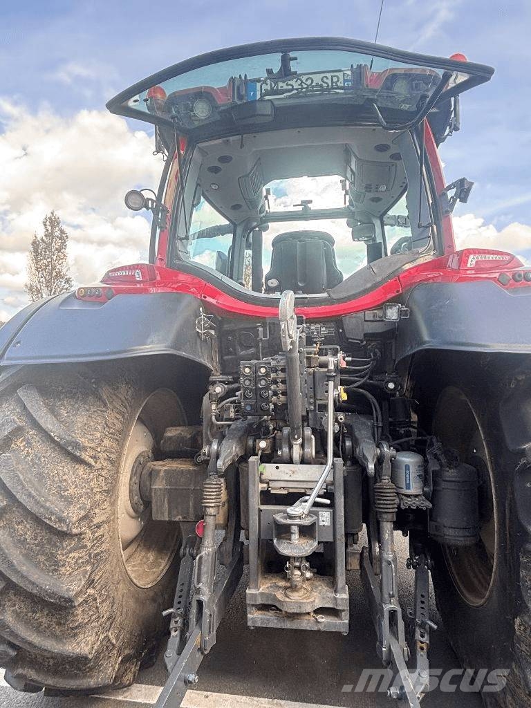 Valtra N 155 Traktorit