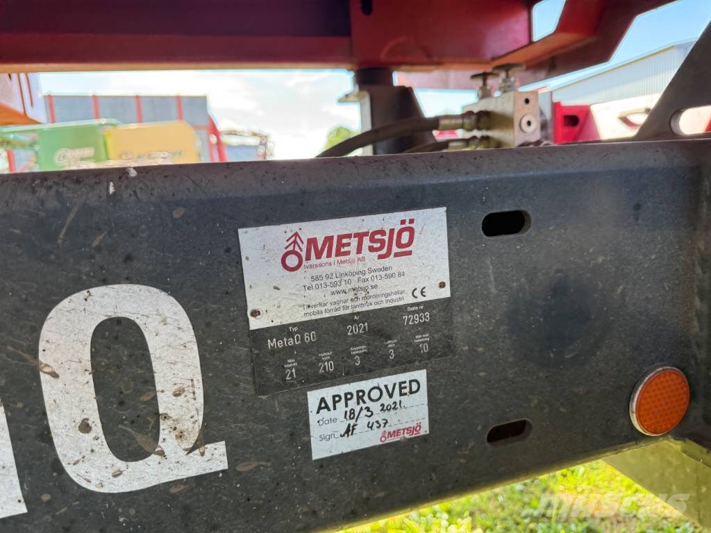 Metsjö Meta Q60 Kongskilde ES1060 مقطورات ذاتية التحميل