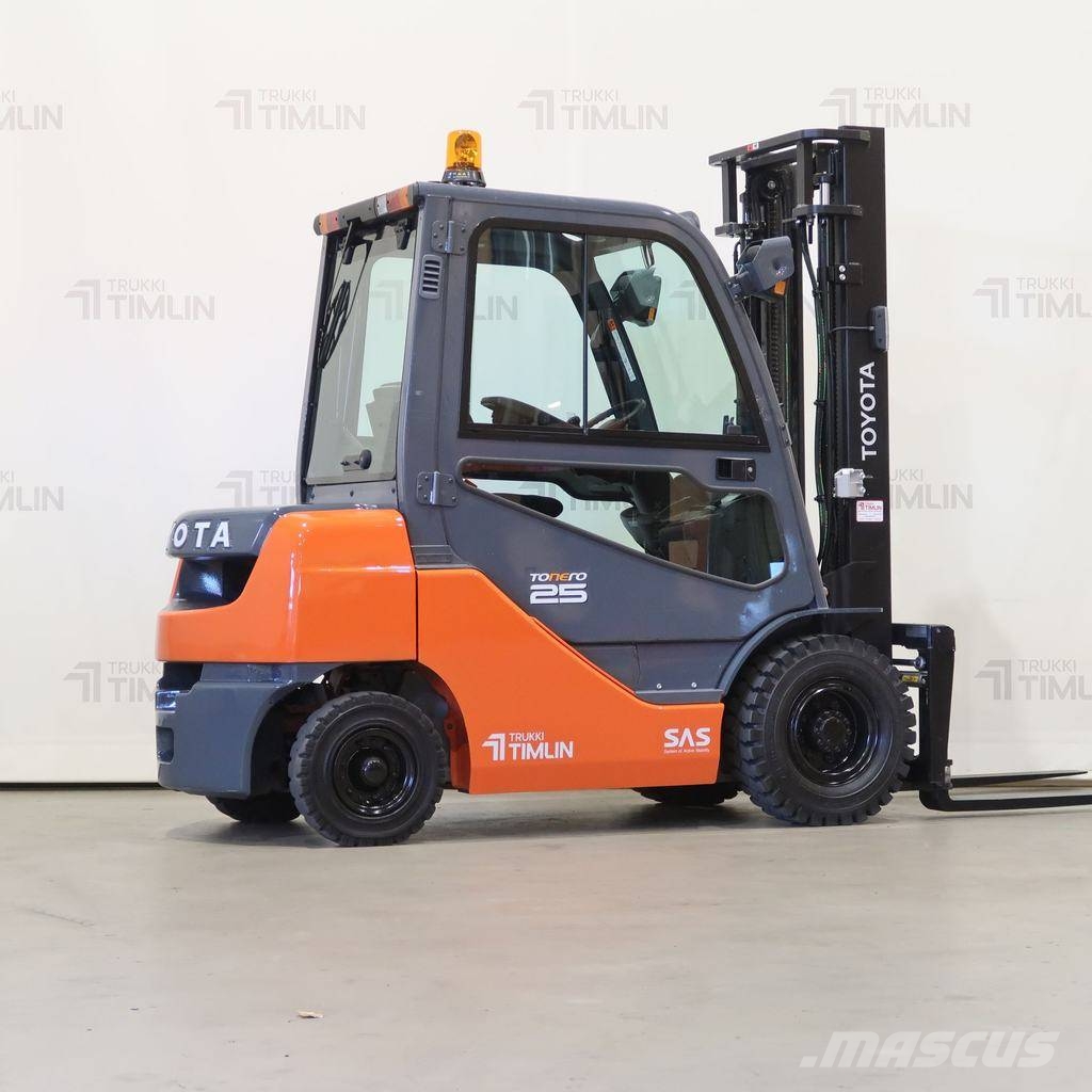 Toyota 02-8FDF25 شاحنات الديزل