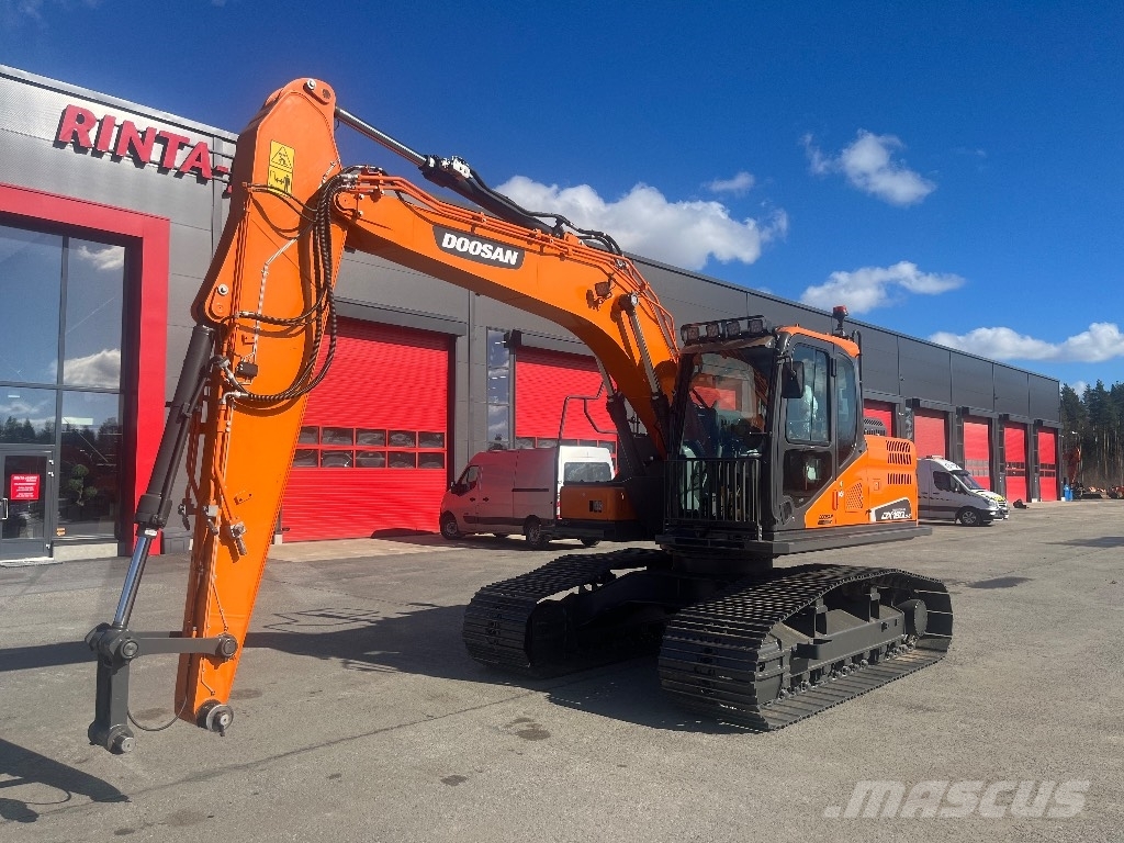 Doosan DX 160 LCH / Metsämalli, Rasvari, Uudet ketjut! Excavadoras sobre orugas