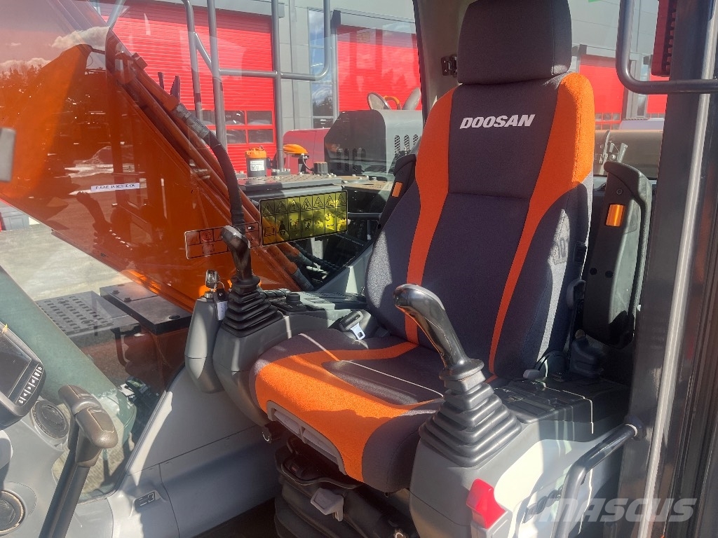 Doosan DX 160 LCH / Metsämalli, Rasvari, Uudet ketjut! Excavadoras sobre orugas