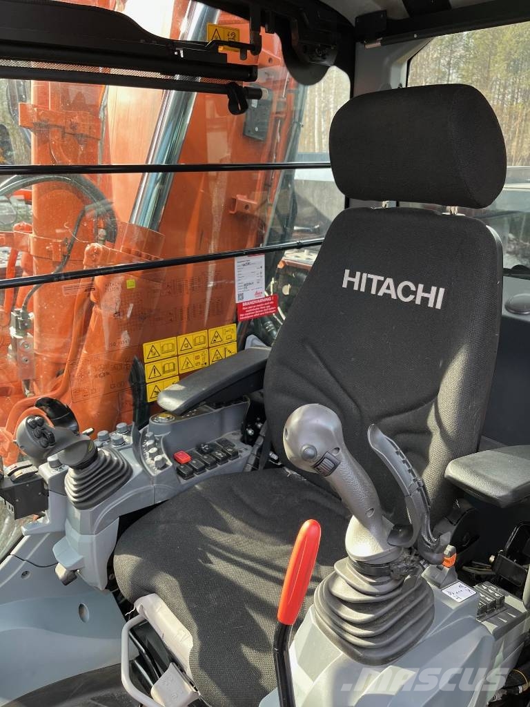 Hitachi ZX 135 W-7 Ratasekskavaatorid
