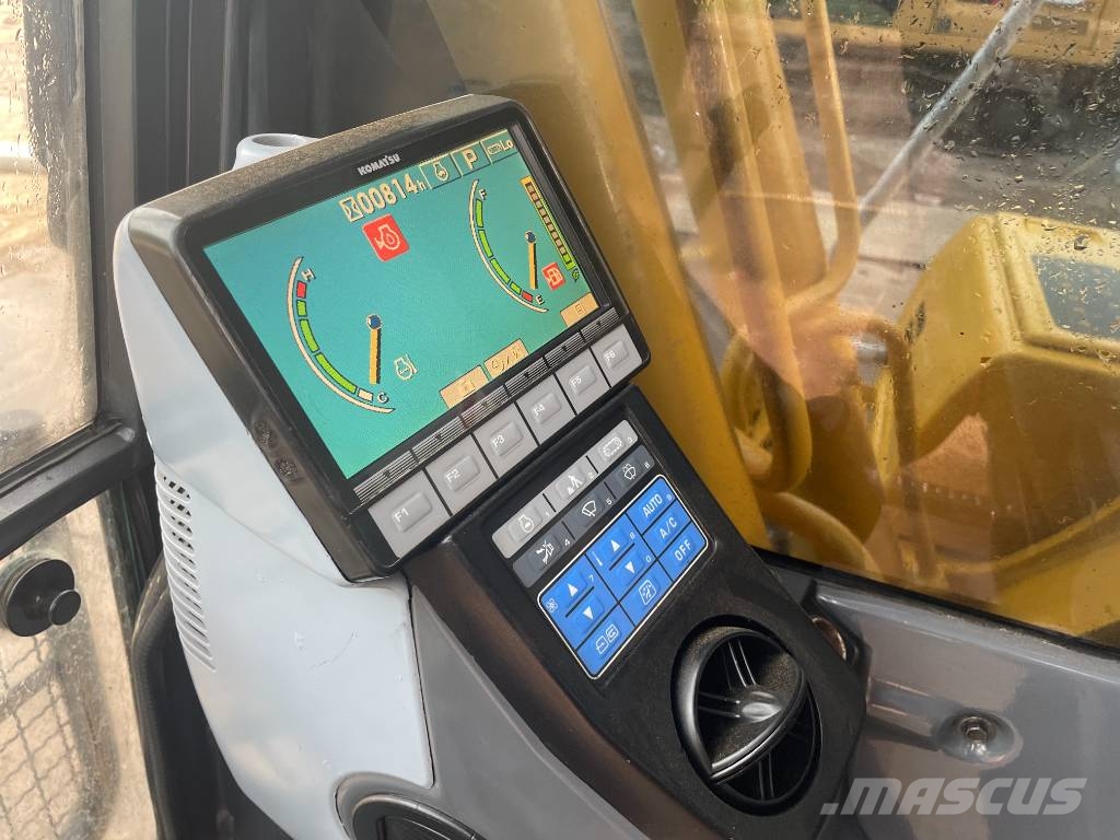 Komatsu PC 240 LC-8 - 28th Anniversary Promotion Price Escavadoras de rastos