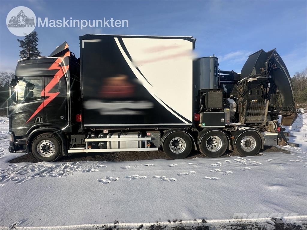 Scania R770B8X4*4NB Camiones volquete para virutas de madera