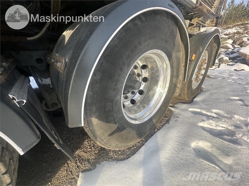 Scania R770B8X4*4NB Camiones volquete para virutas de madera