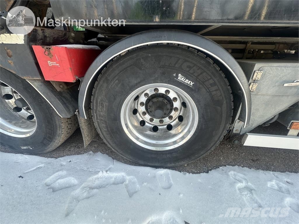Scania R770B8X4*4NB Camiones volquete para virutas de madera