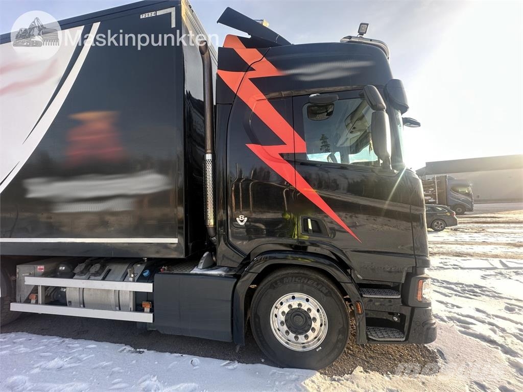 Scania R770B8X4*4NB Camiones volquete para virutas de madera