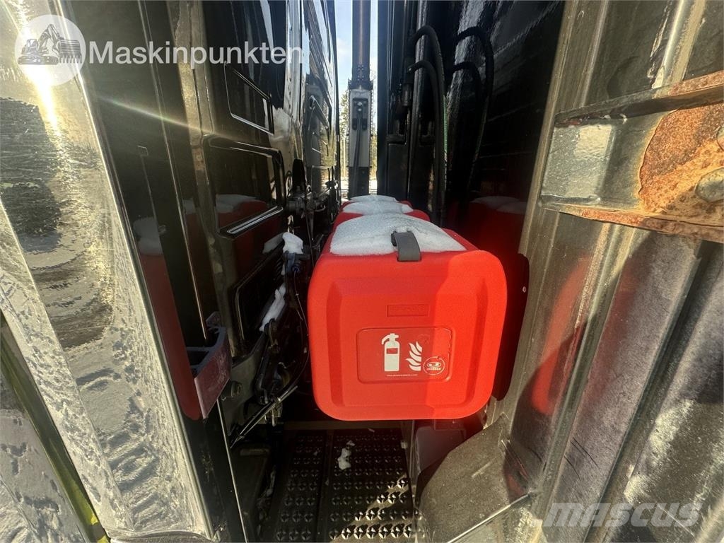 Scania R770B8X4*4NB Camiones volquete para virutas de madera