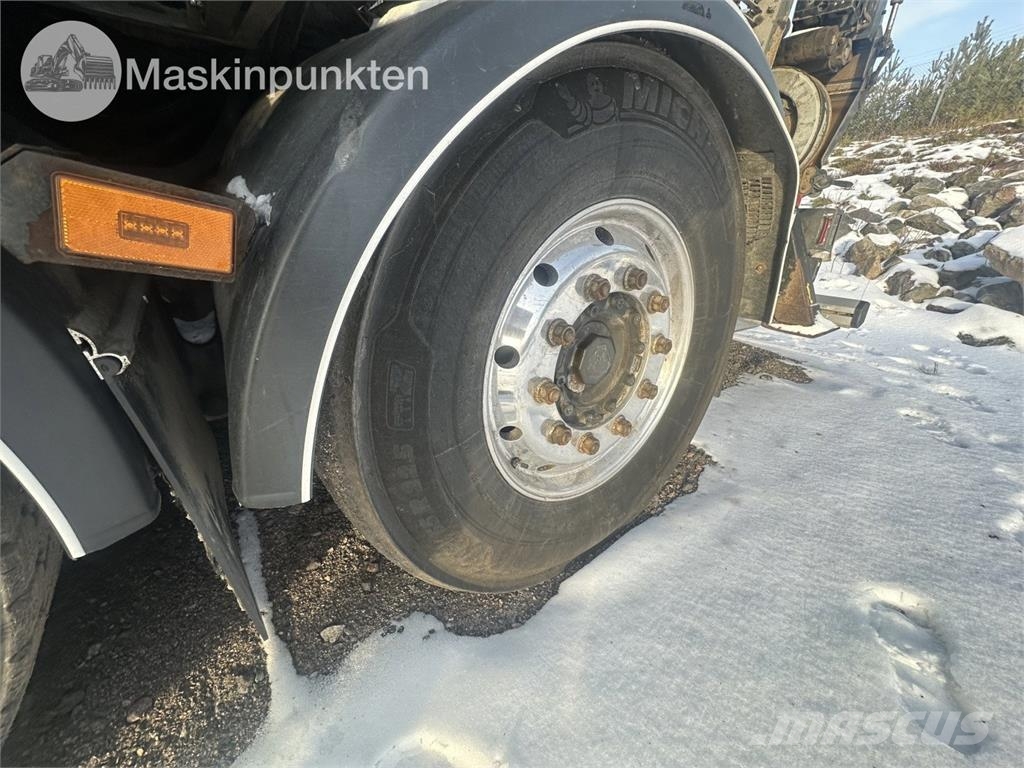 Scania R770B8X4*4NB Camiones volquete para virutas de madera