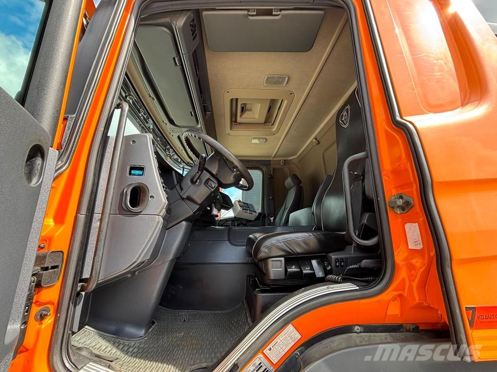 Scania P 280 6x2*4 HIAB 211E-3 / boom 9,7 m / 1920 kg - G Camiones de basura