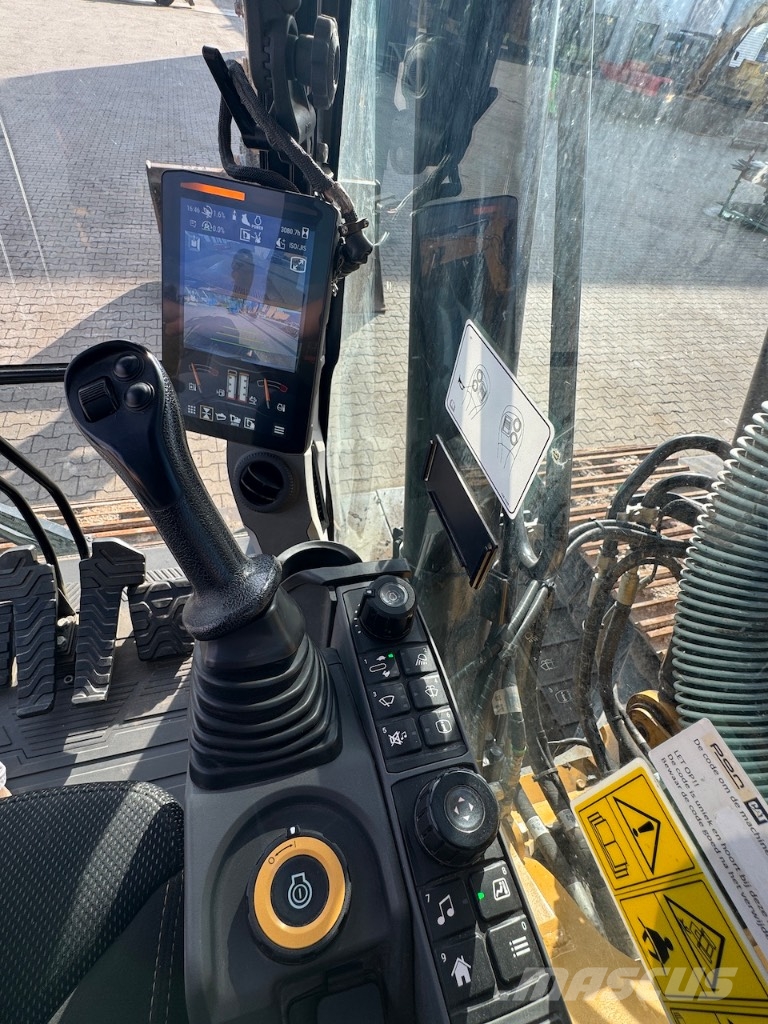 CAT 320 Rupsgraafmachines