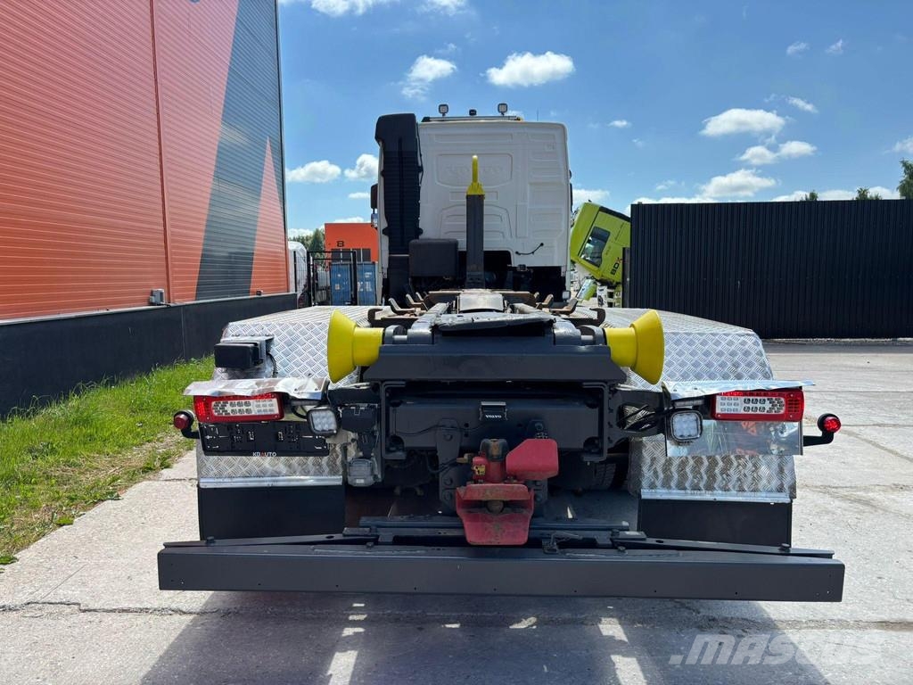 Volvo FH 540 6x2*4 HIAB XR 21 ton / L=5650 mm / RETARDER Camiones polibrazo