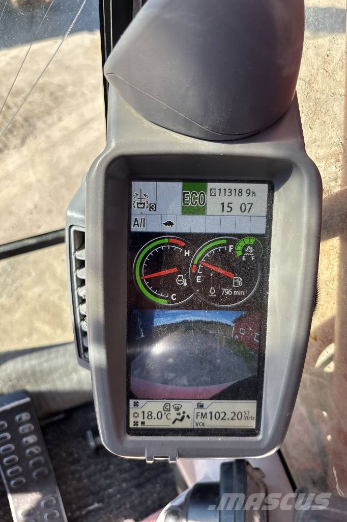 Hitachi ZX 300 LC-6 Bandgrävare