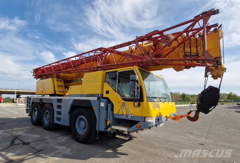 Liebherr LTM1055/1 mobile crane Celtņi nelīdzenām virsmām