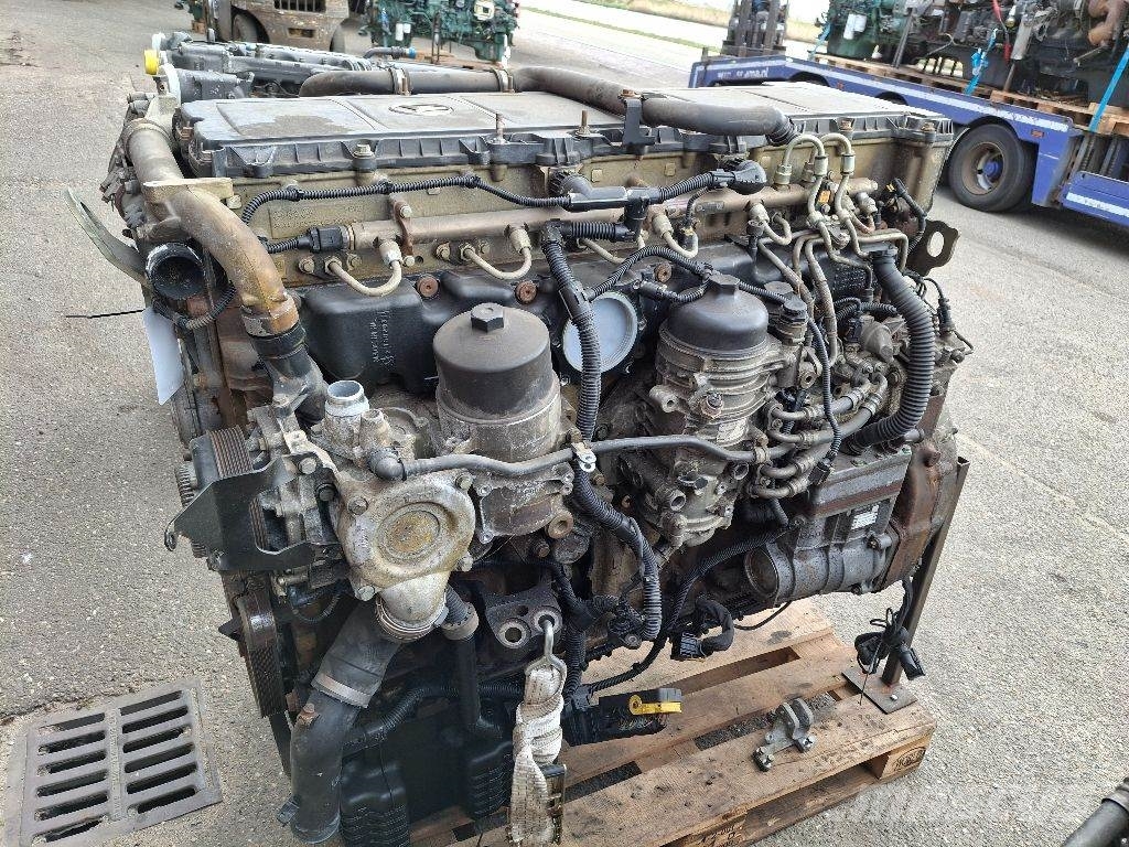 Mercedes-Benz OM471LA 420HP Motores