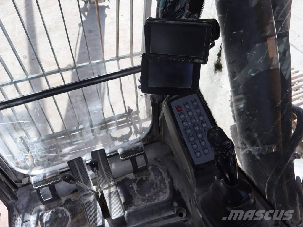 Liebherr R 936 LC Bandgrävare