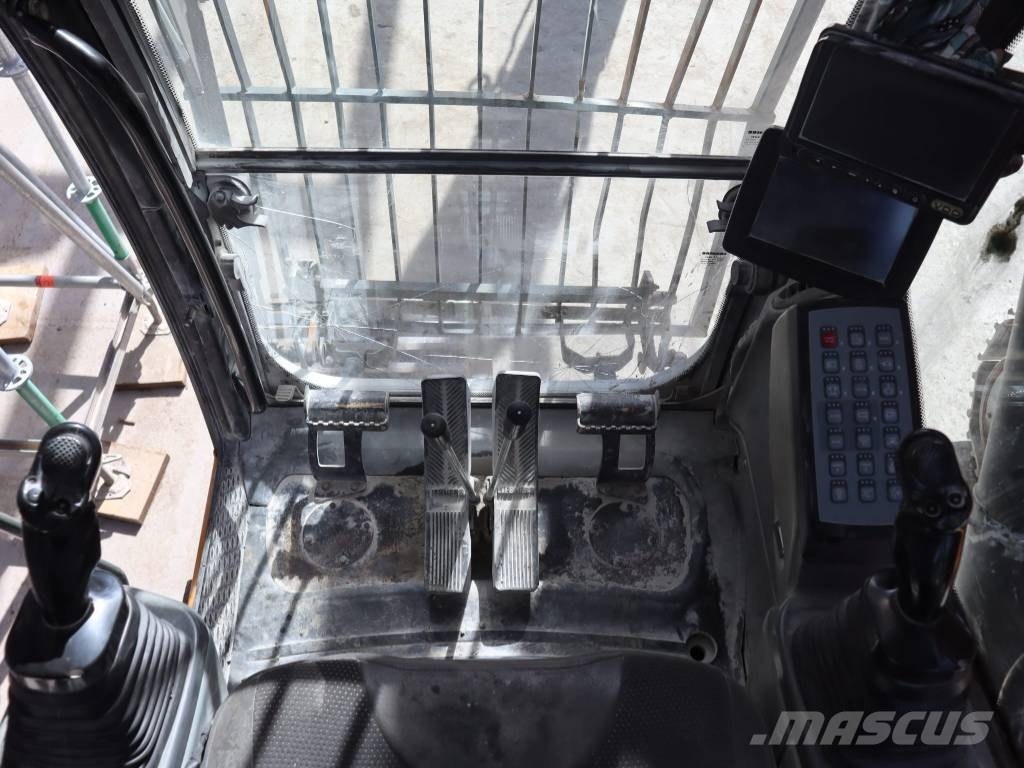 Liebherr R 936 LC Bandgrävare