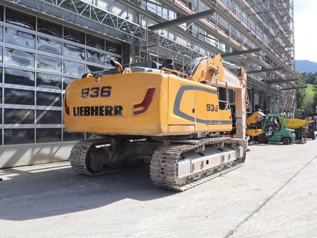 Liebherr R 936 LC Bandgrävare