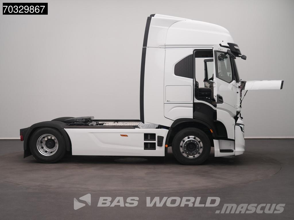 Iveco S-Way 500 4X2 NEW! HPEB Parking Cooler Alcoa Full Camiones tractor