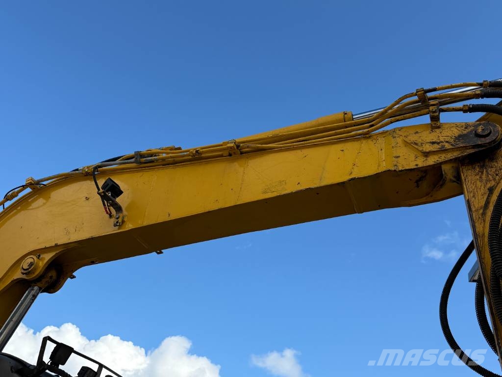 Kobelco New Holland E70BSR-2 Midibagger 7t - 12t