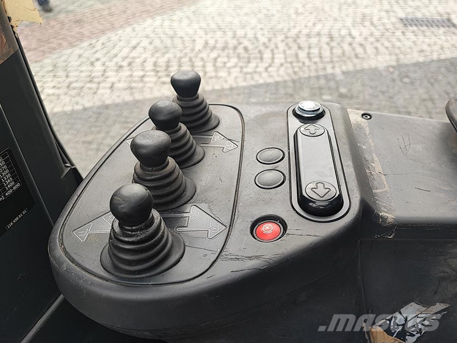 Linde R14X-03 Ретрак/ Високоповдигач с изместване на вилката напред