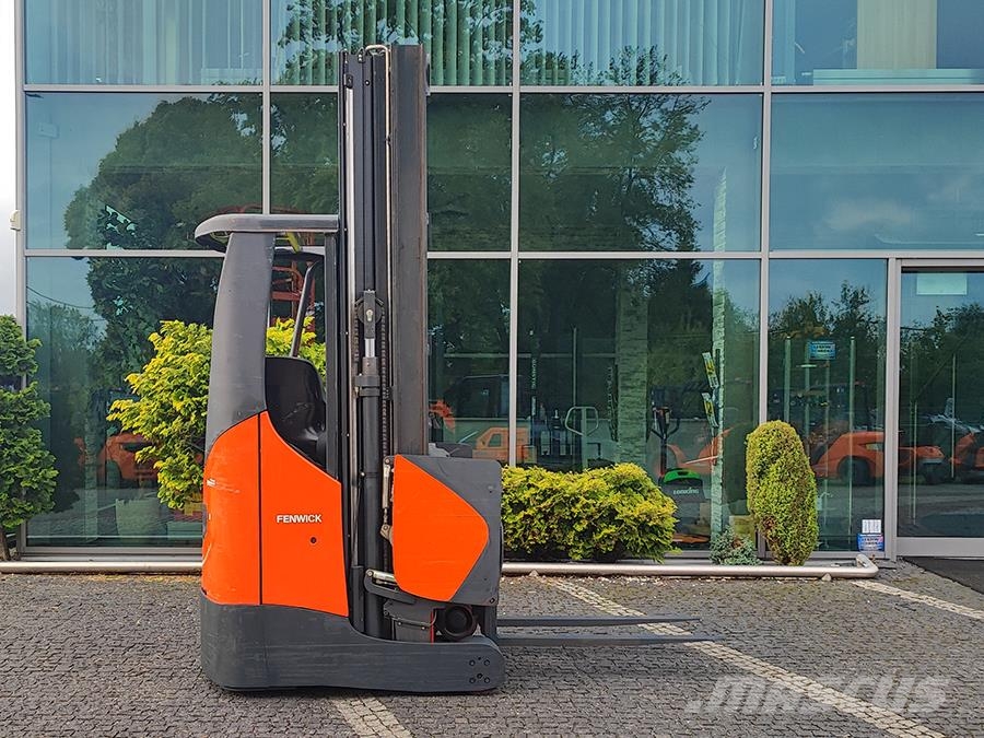 Linde R14X-03 Reach truck