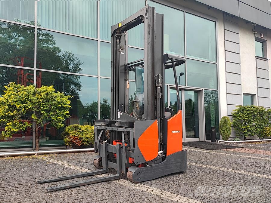 Linde R14X-03 Reach truck