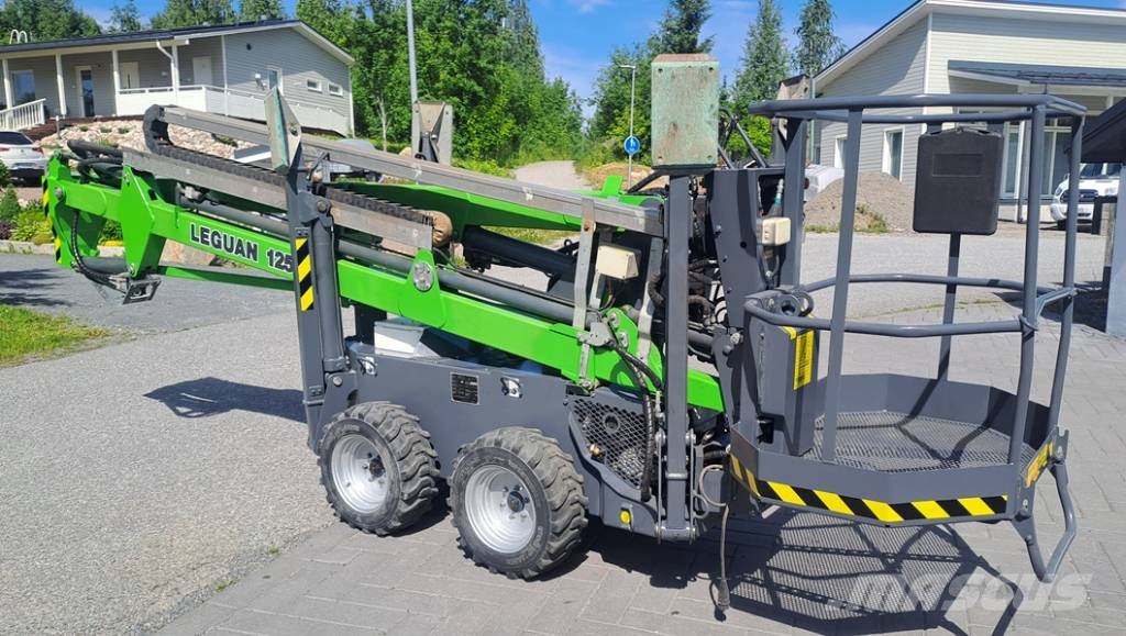 Leguan 125 Zelfrijdende knikarm hoogwerker