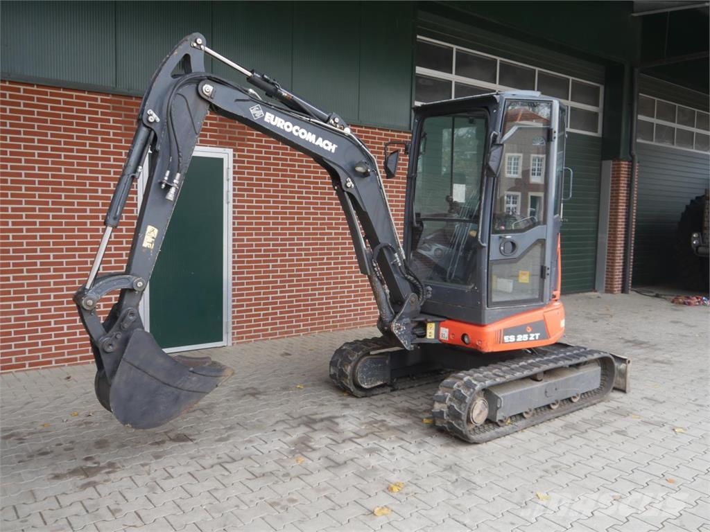 Case IH Eurocomach ES25ZT حفارات صغيرة أقل من 7 طن (حفارات صغيرة)