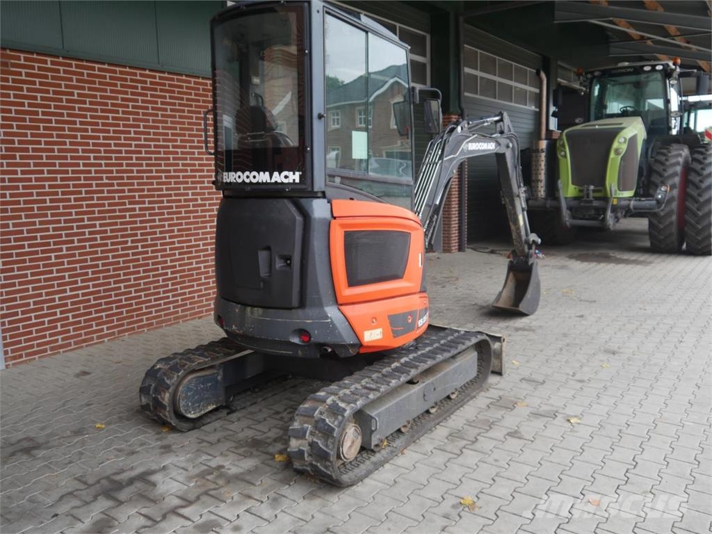 Case IH Eurocomach ES25ZT حفارات صغيرة أقل من 7 طن (حفارات صغيرة)