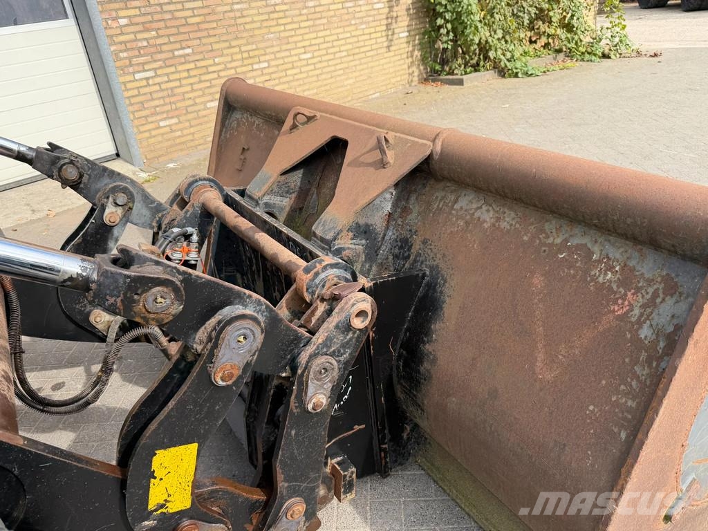 JCB 416 HT 416 HT Kolové nakladače