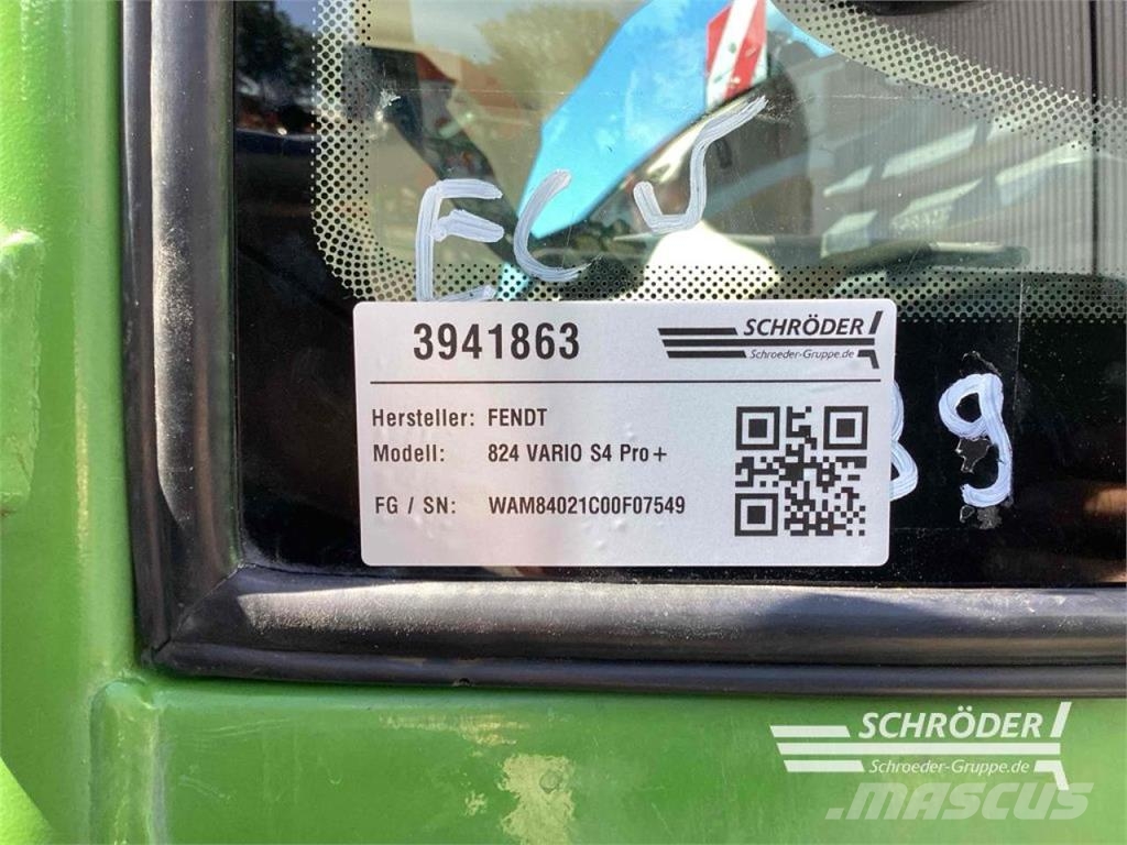 Fendt 824 VARIO S4 PROFI PLUS Traktoren