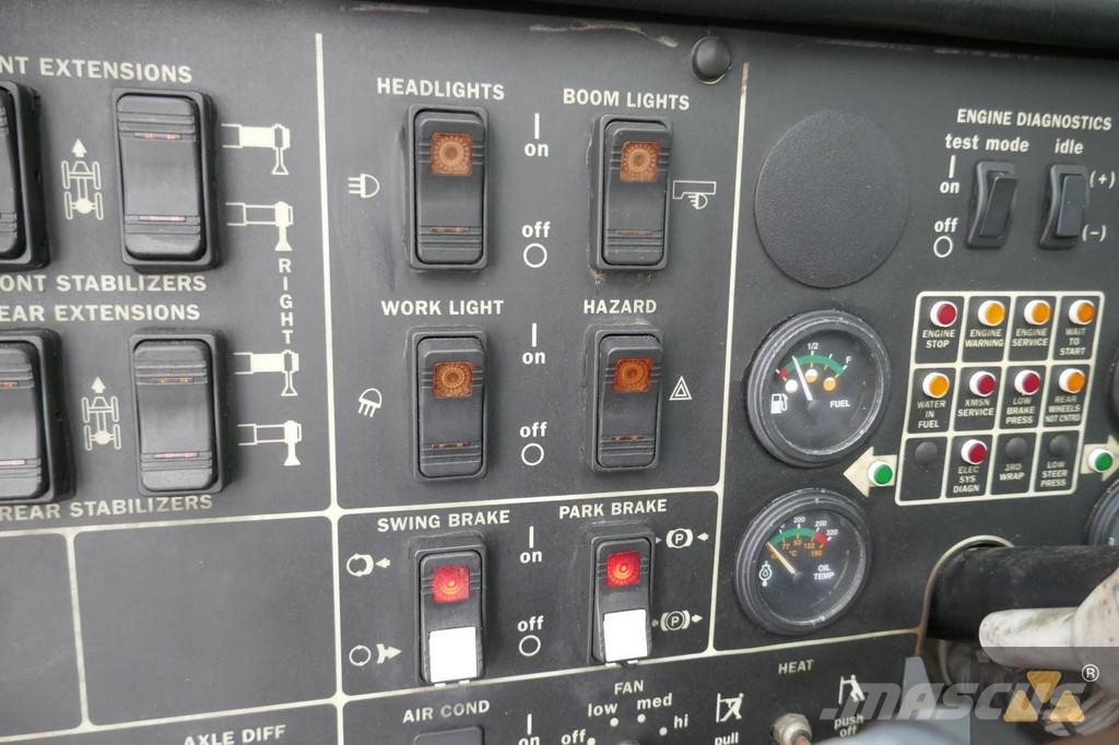 Grove RT700E Celtņi nelīdzenām virsmām