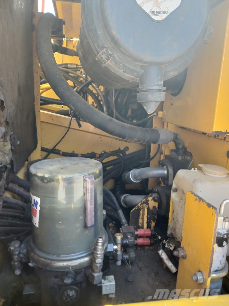Komatsu PC 210-7K Escavatori cingolati