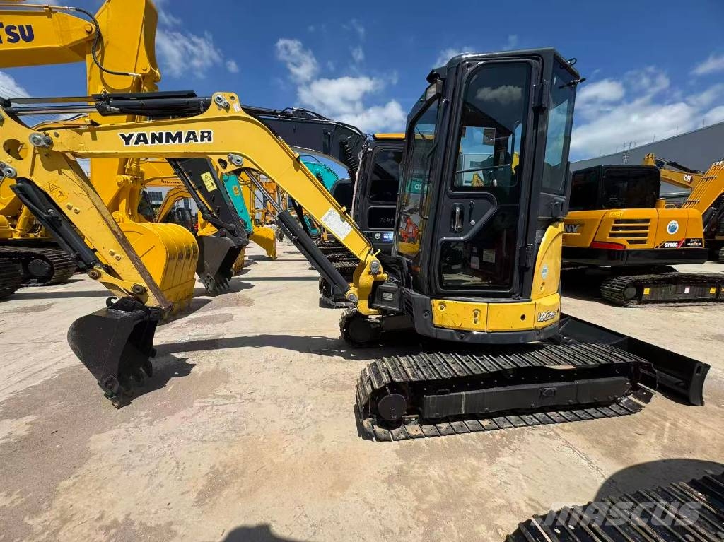 Yanmar Vio 35 小型挖掘机