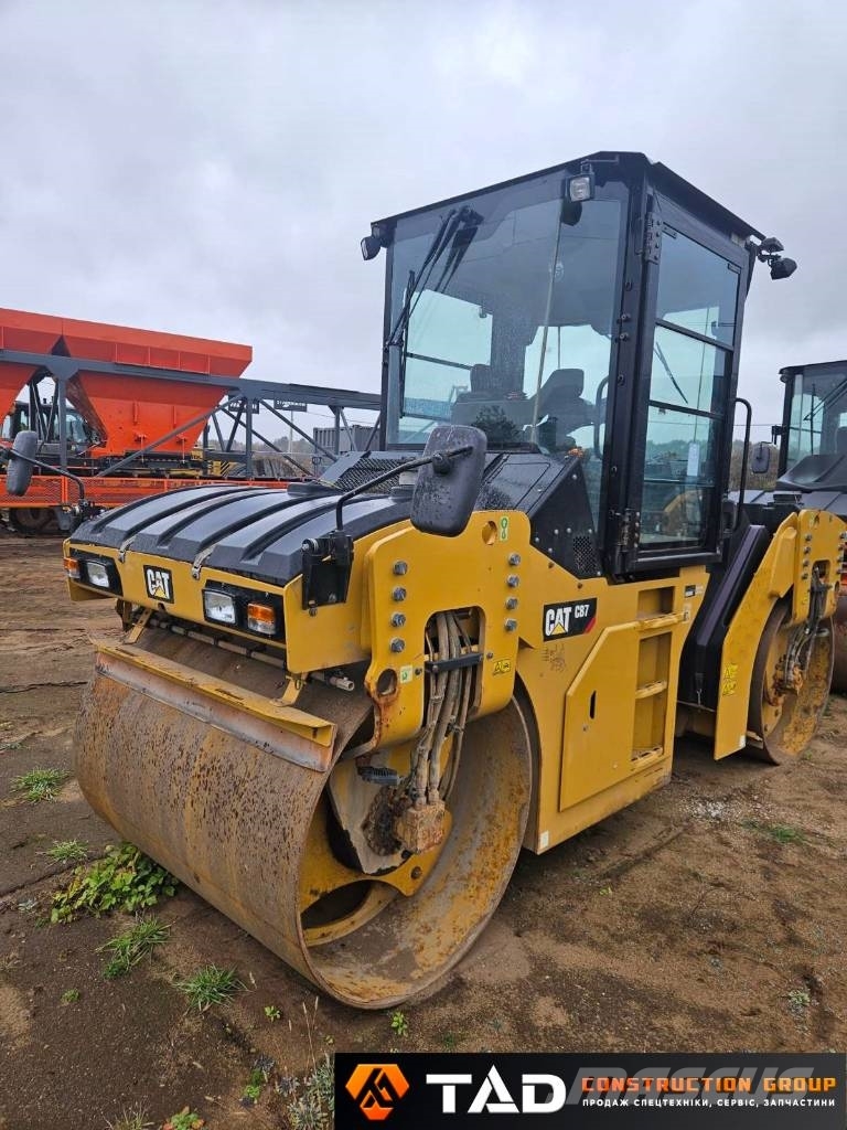 CAT CB 7 其他压路机