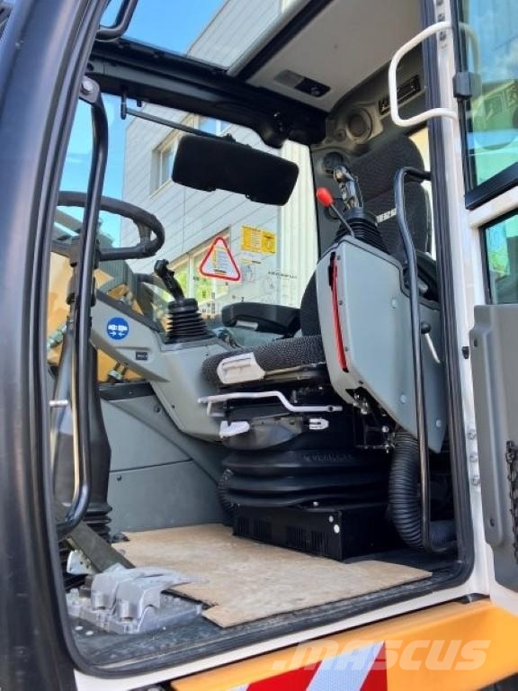Liebherr A 914 Compact Litronic Excavadoras de ruedas