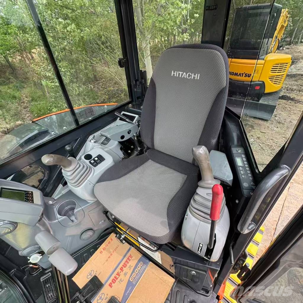 Hitachi ZX 55 حفارات صغيرة أقل من 7 طن (حفارات صغيرة)