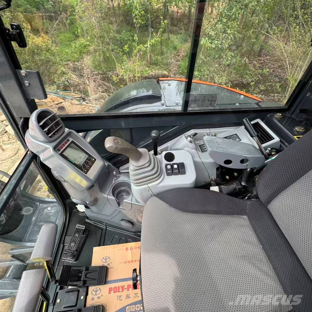 Hitachi ZX 55 حفارات صغيرة أقل من 7 طن (حفارات صغيرة)
