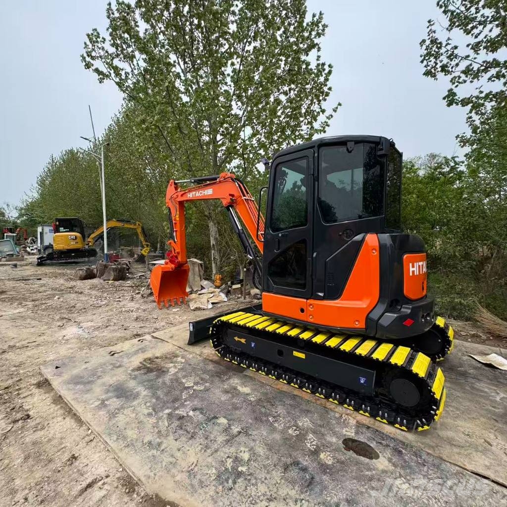 Hitachi ZX 55 حفارات صغيرة أقل من 7 طن (حفارات صغيرة)