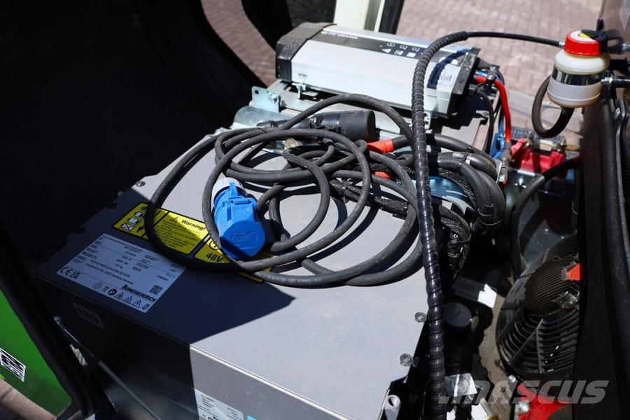 GiANT G2700E 100% Electric - Zero Emissions, Lithium-Iro Radlader